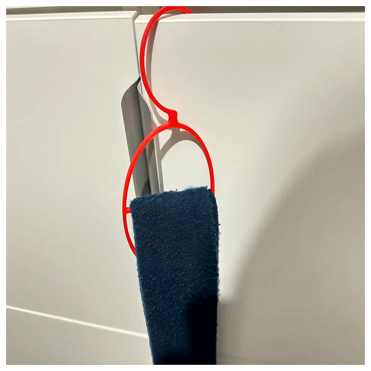 Towel Hooks Wall Mounted Bathroom Kitchen Towel Drying Hooks Hanging Accessories Shelf Holder