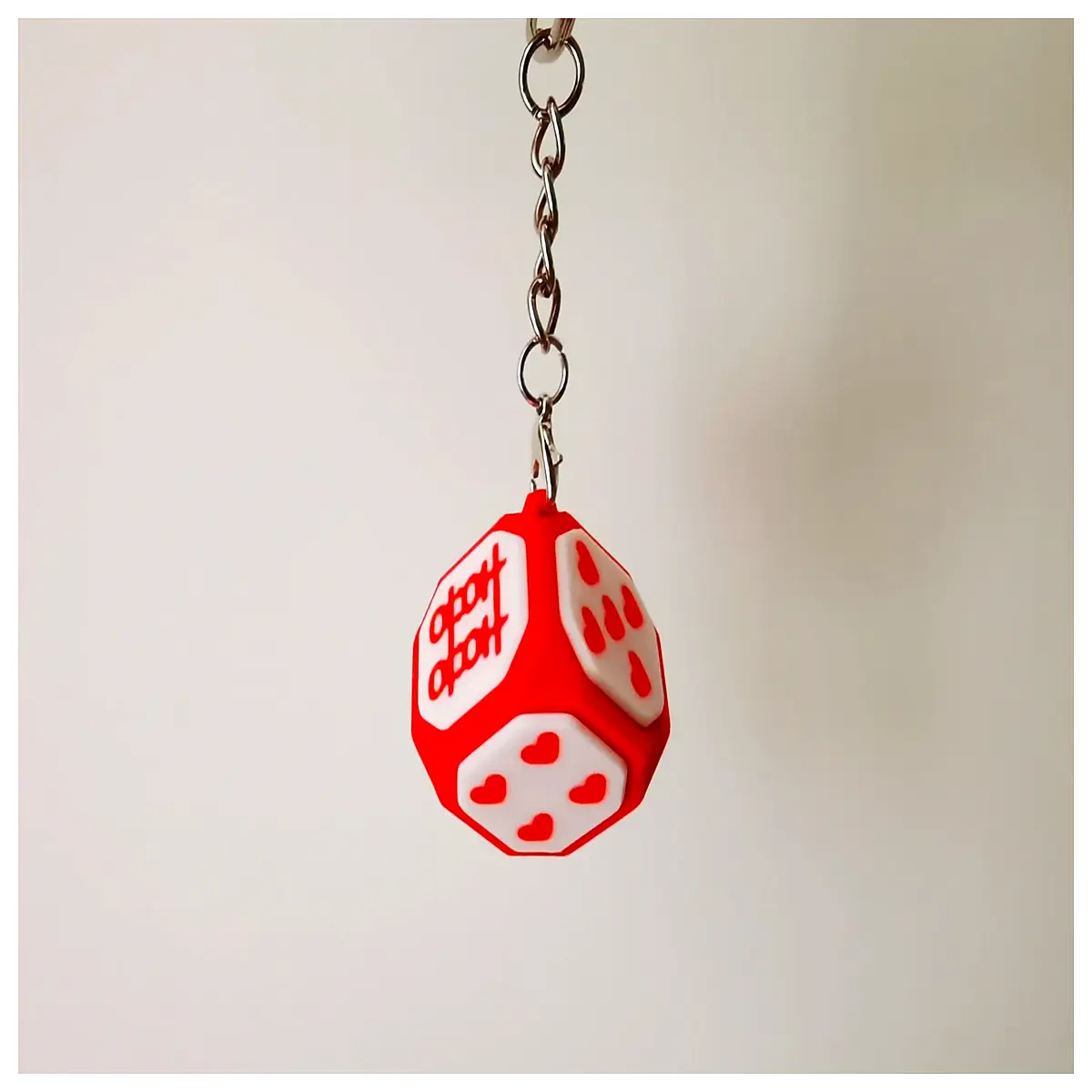Xixi Dice Keychain Cute Dice Shaped Keyring Tabletop Game Accessory Fun Gift Dice Toy Dice Collection