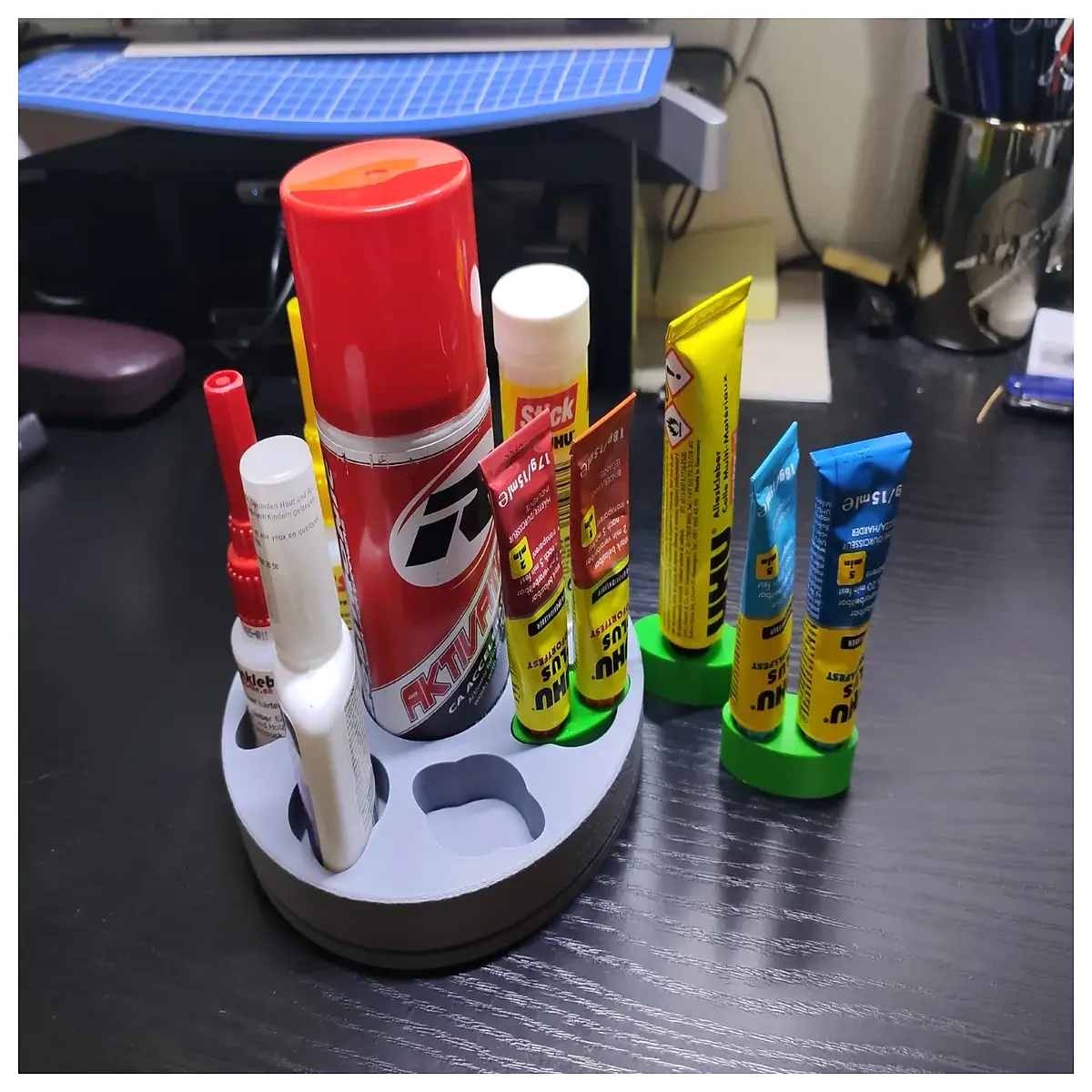 Rotating Glue Turntable Adhesive Tool Multi Function Desktop DIY Paste Accessories Clamp Fixing Aid