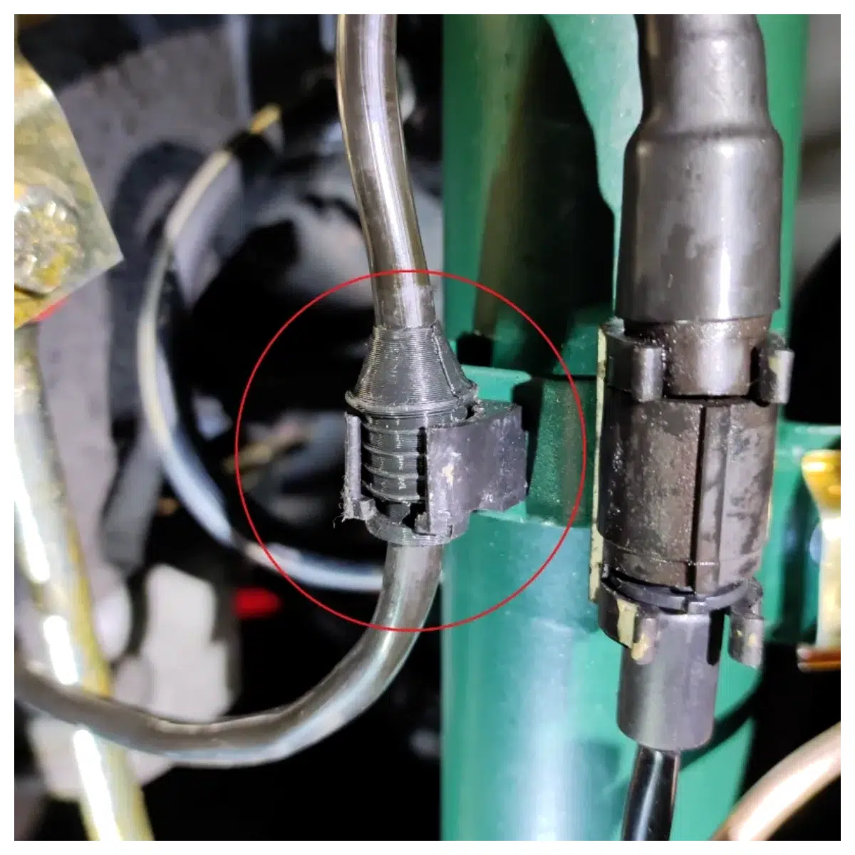 993 Brake Pad Sensor Cable Clamp Connector Replacement Parts 993 Sensor Harness Connector