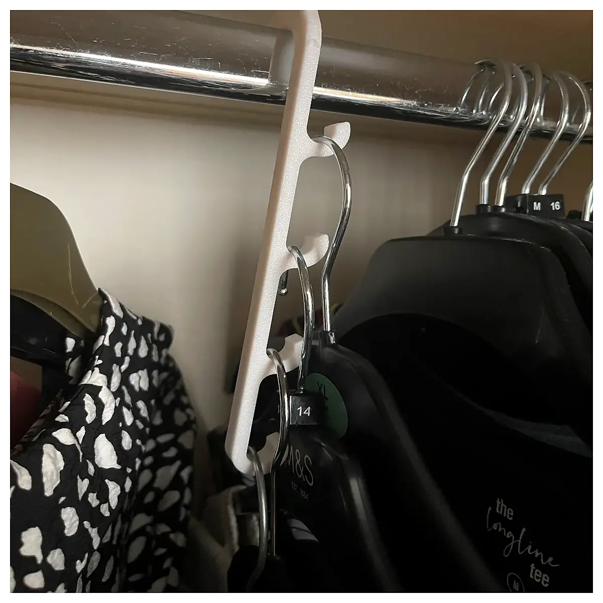 Wardrobe Hooks 4 Hooks Clothes Hanger Storage Organizer Closet Hangers Durable Simple