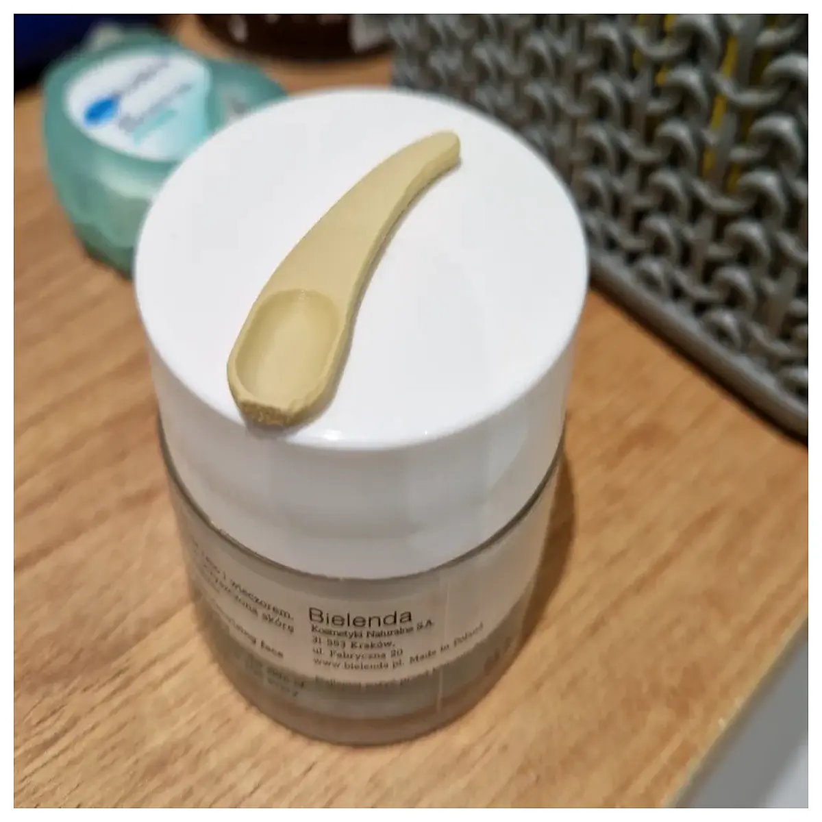 exfoliating face scrubber silicone tool for deep pore cleansing and removal