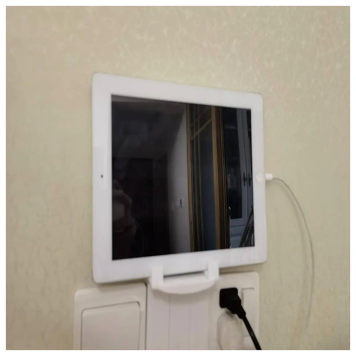 Tablet Stand Mobile Stand TV Stand Desktop Holder Adjustable Angle Support 86 Box Phone Stand Accessories