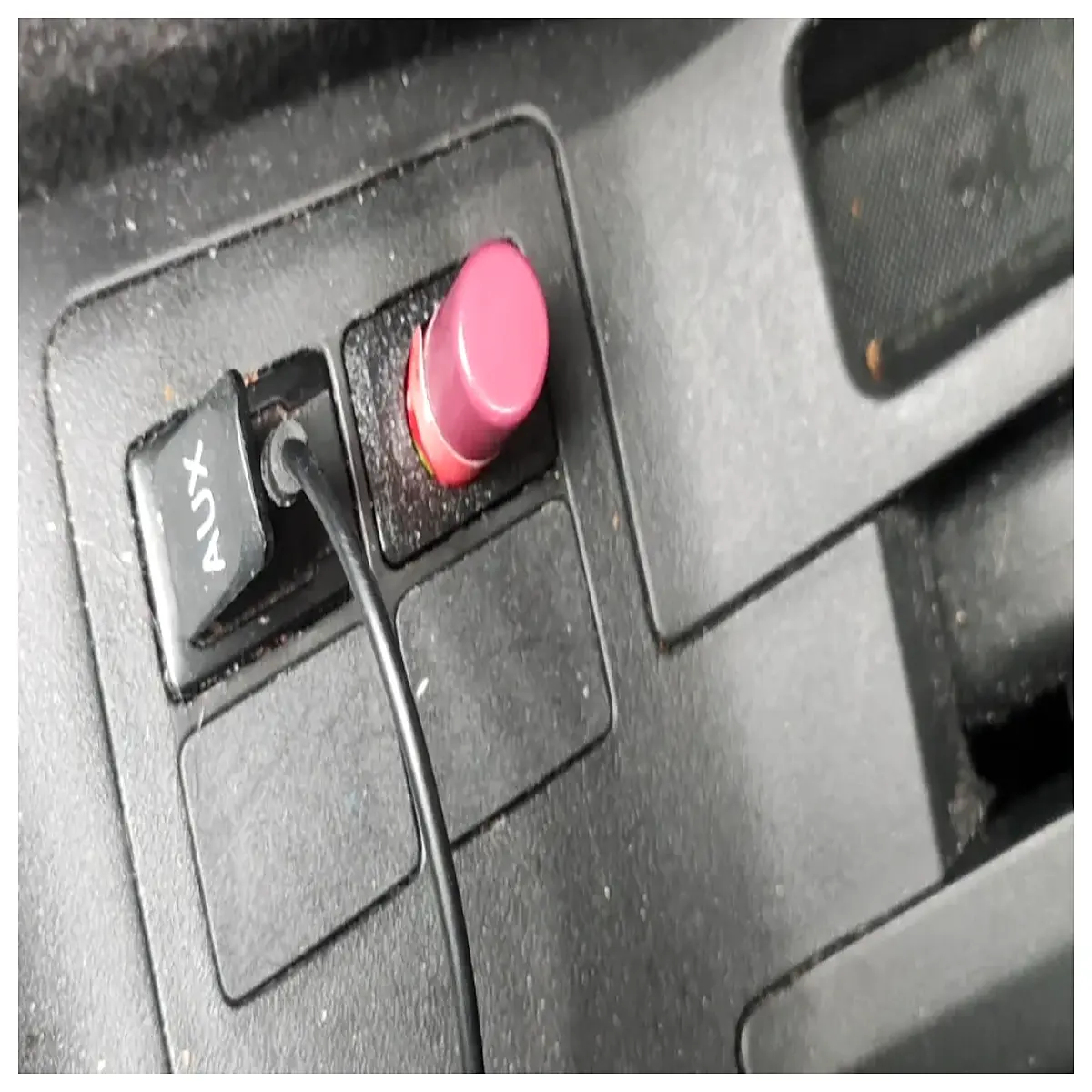 Lipstick Car Mount Phone Holder Car Interior Accessories Mobile Phone Holder Bracket Smartphone Car Mount Holder