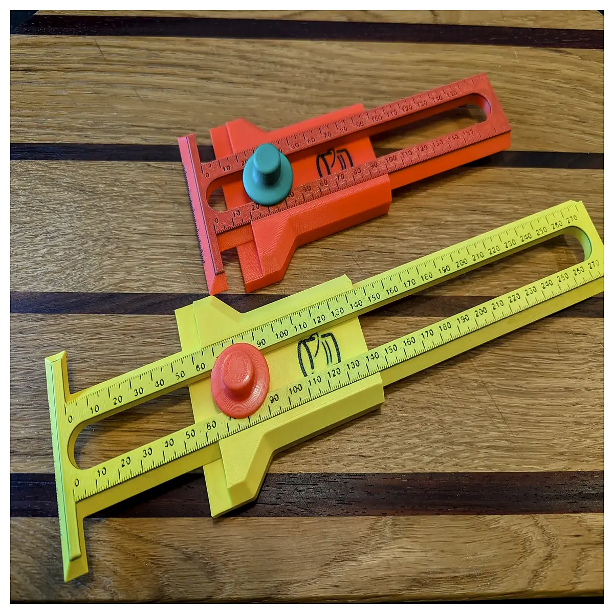 parallel rule with metric scale for precise layout marking