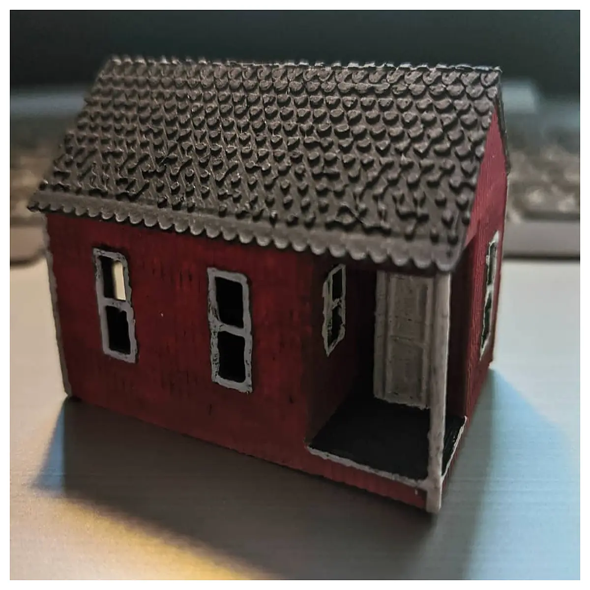 N Scale Model Train Wooden House Accessories Scenic Layout Train Toy Mini House Landscape Decoration