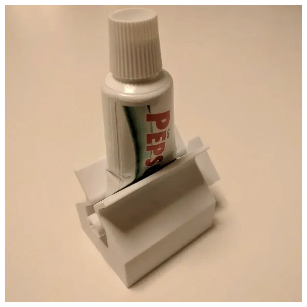 Toothpaste Squeezer Pump Tube Extractor Tool Easy Toothpaste Dispenser Squeeze Tube Helper No More Mess
