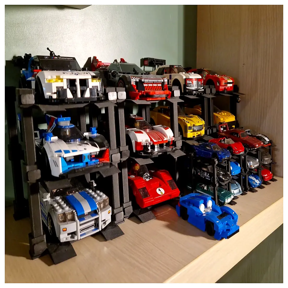 Automobile Garage Car Parts Repair Vehicle Components Auto Maintenance Car Parts Accessories Replacement Parts
