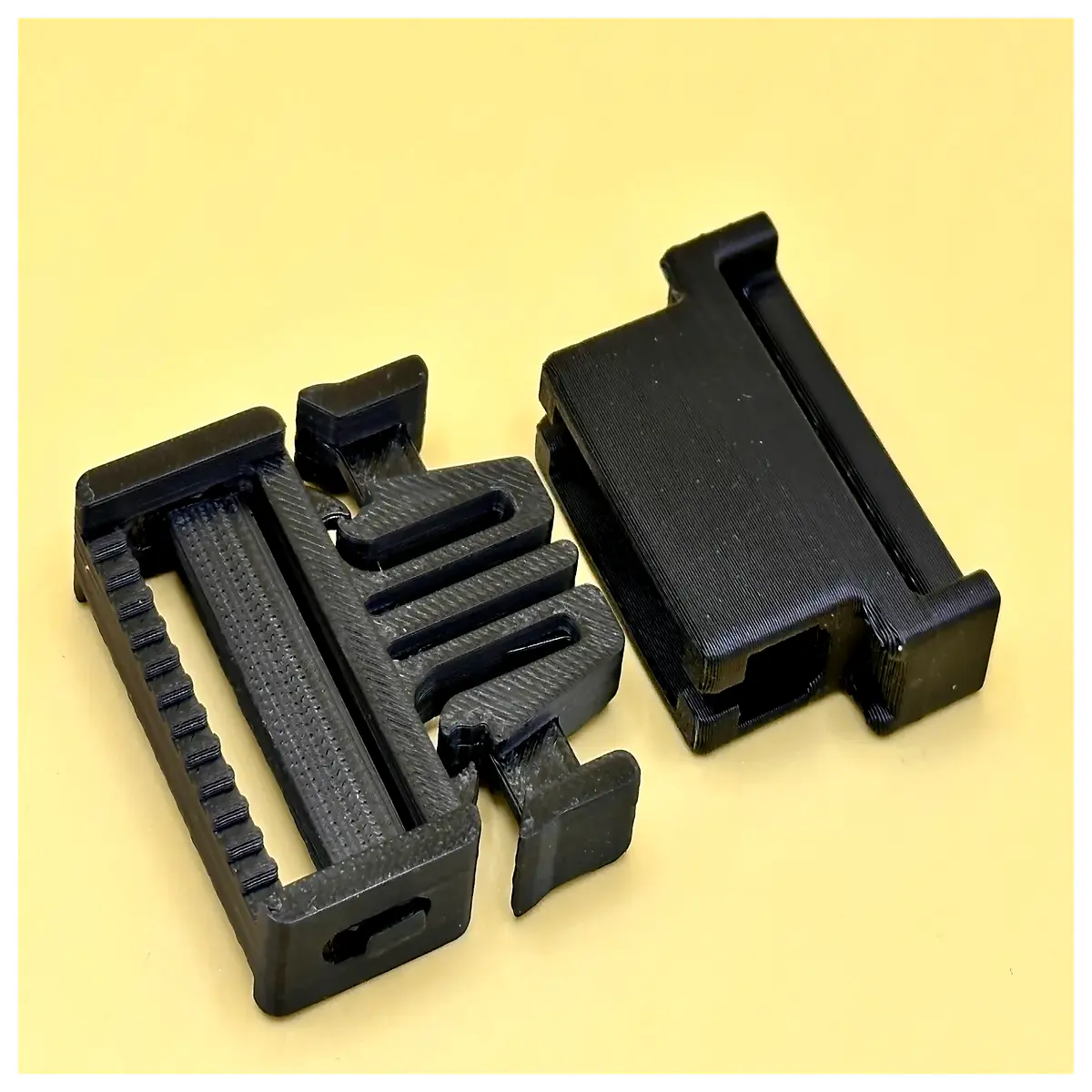 duty belt buckle clips for leather straps adjustable metal fasteners for bags and luggage industrial grade belt connectors
