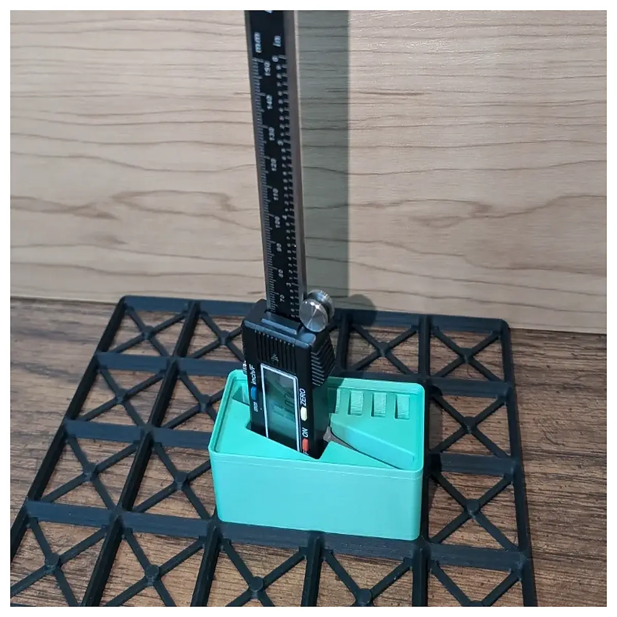 Gridfinity Clamp Stand with Pins Car Tool Organizer Parts Holder Desktop Storage Space Saving Solutions