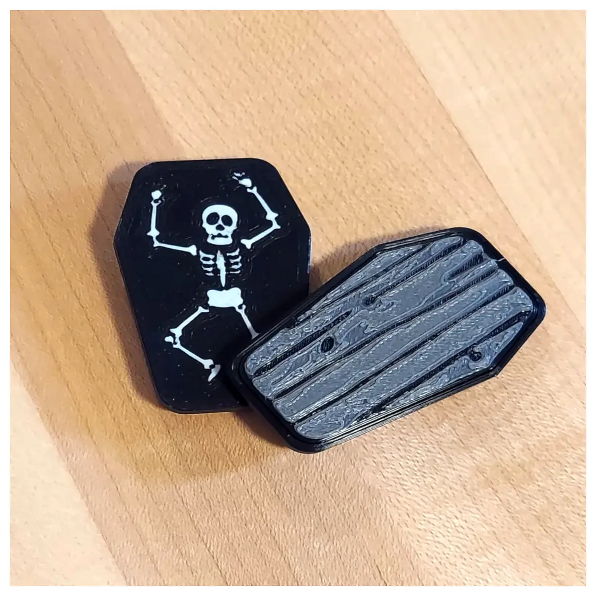Coffin Slider Skeleton Magnetic Stress Relief Toy Anxiety Relief Fidget Toy Desk Fun Stress Buster Puzzle Game