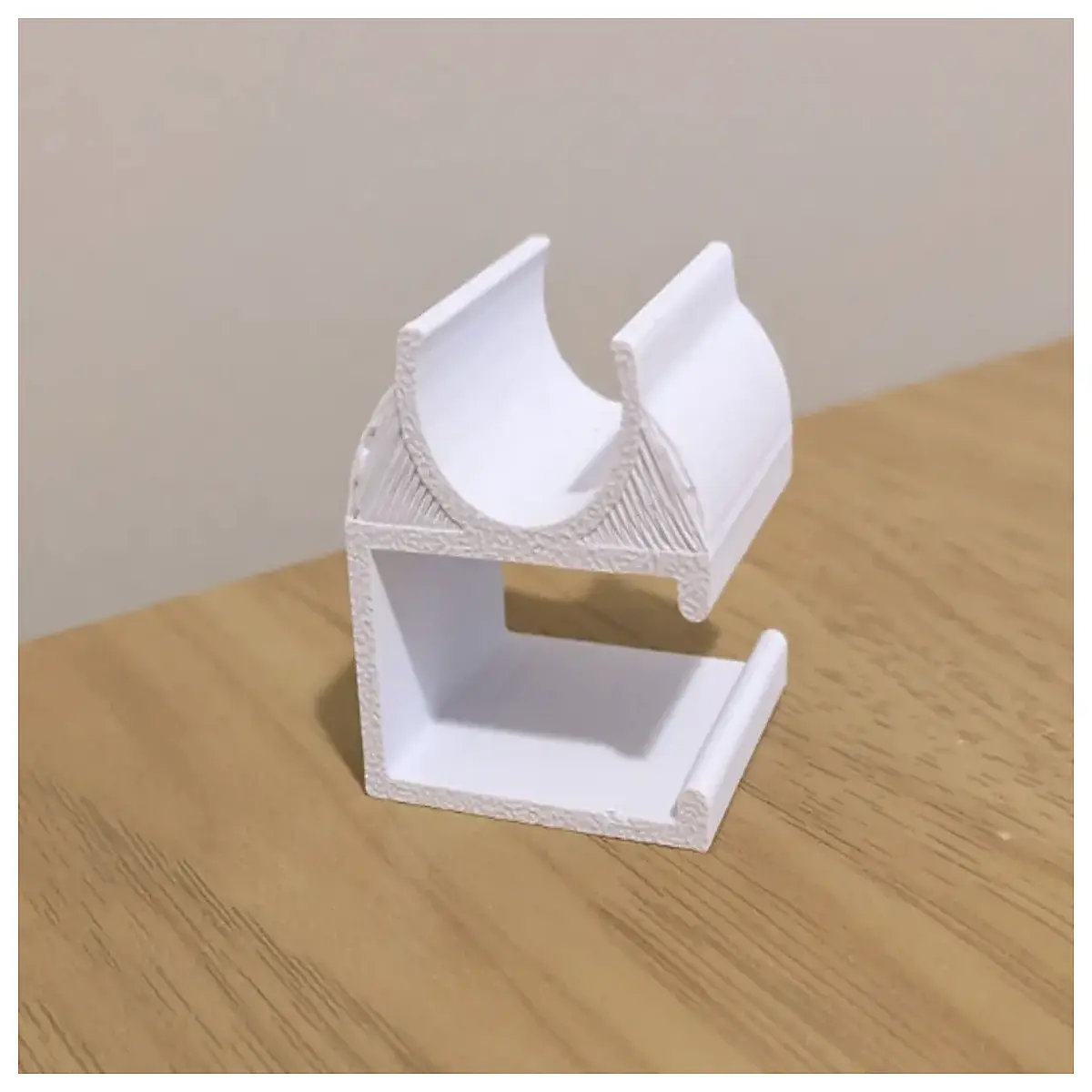 dry erase marker holder clip organizer for whiteboard classroom office desk storage