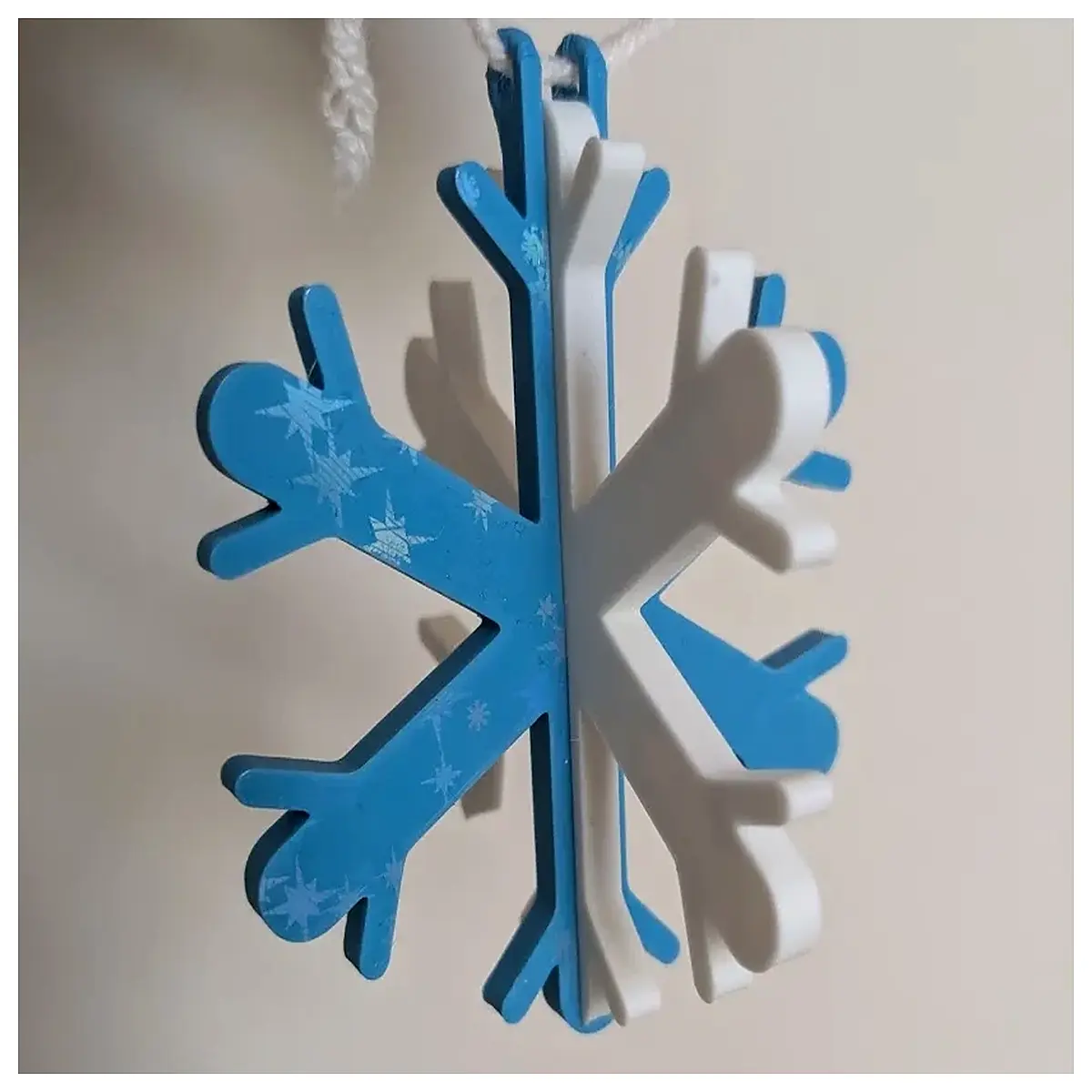 simple snowflake ornaments for christmas tree minimalist winter hanging decor clear glass icicle baubles delicate holiday tree accents