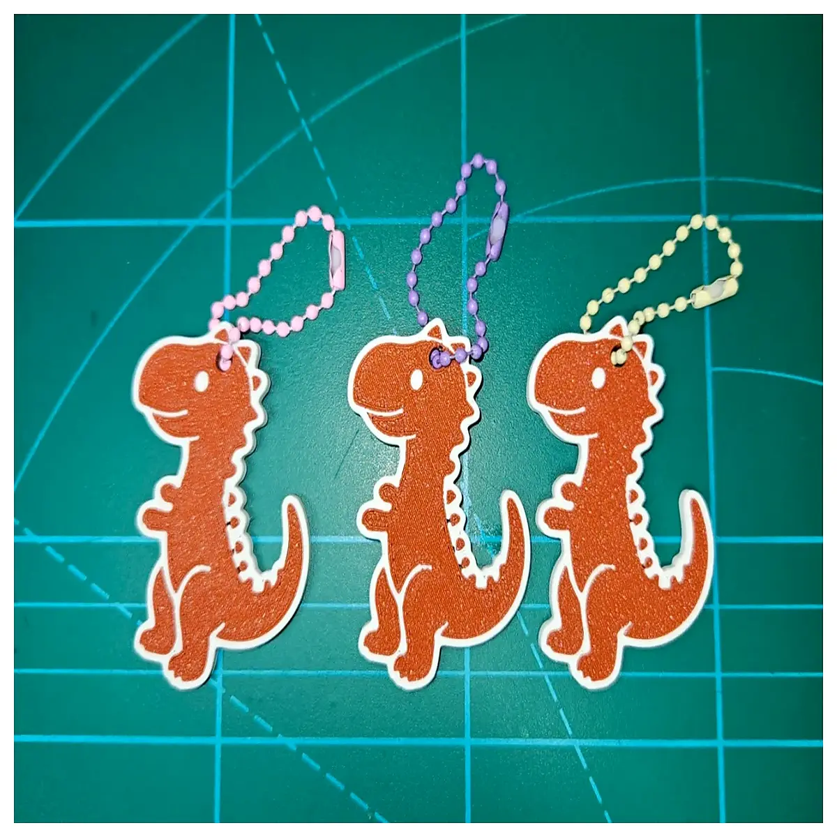 Cute T Rex Keychain Dinosaur Collectible Keyring Charm Friends Family