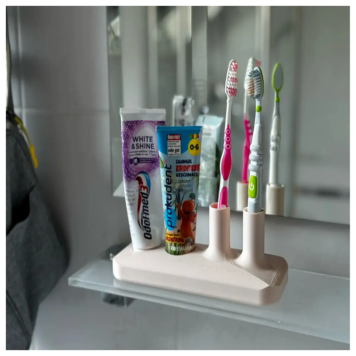 Toothbrush Holder Bathroom Shelf Organizer Toothpaste Dispenser Holder Brushes Rack Storage Shelf