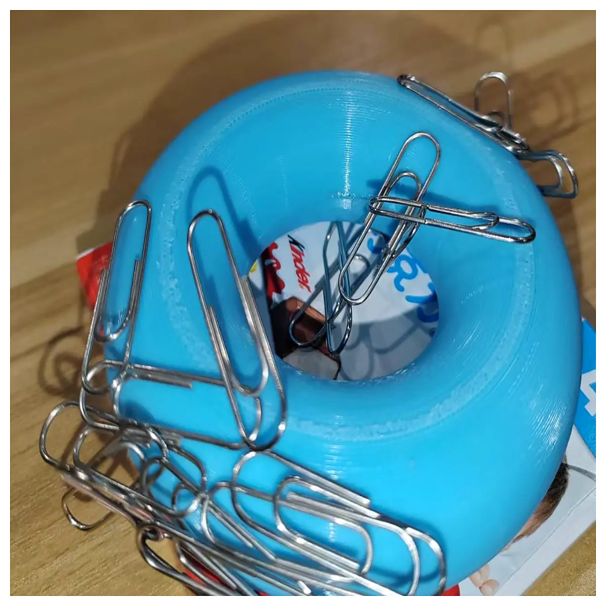 donut shaped paperclip holder desk organizer cute stationery storage for office supplies