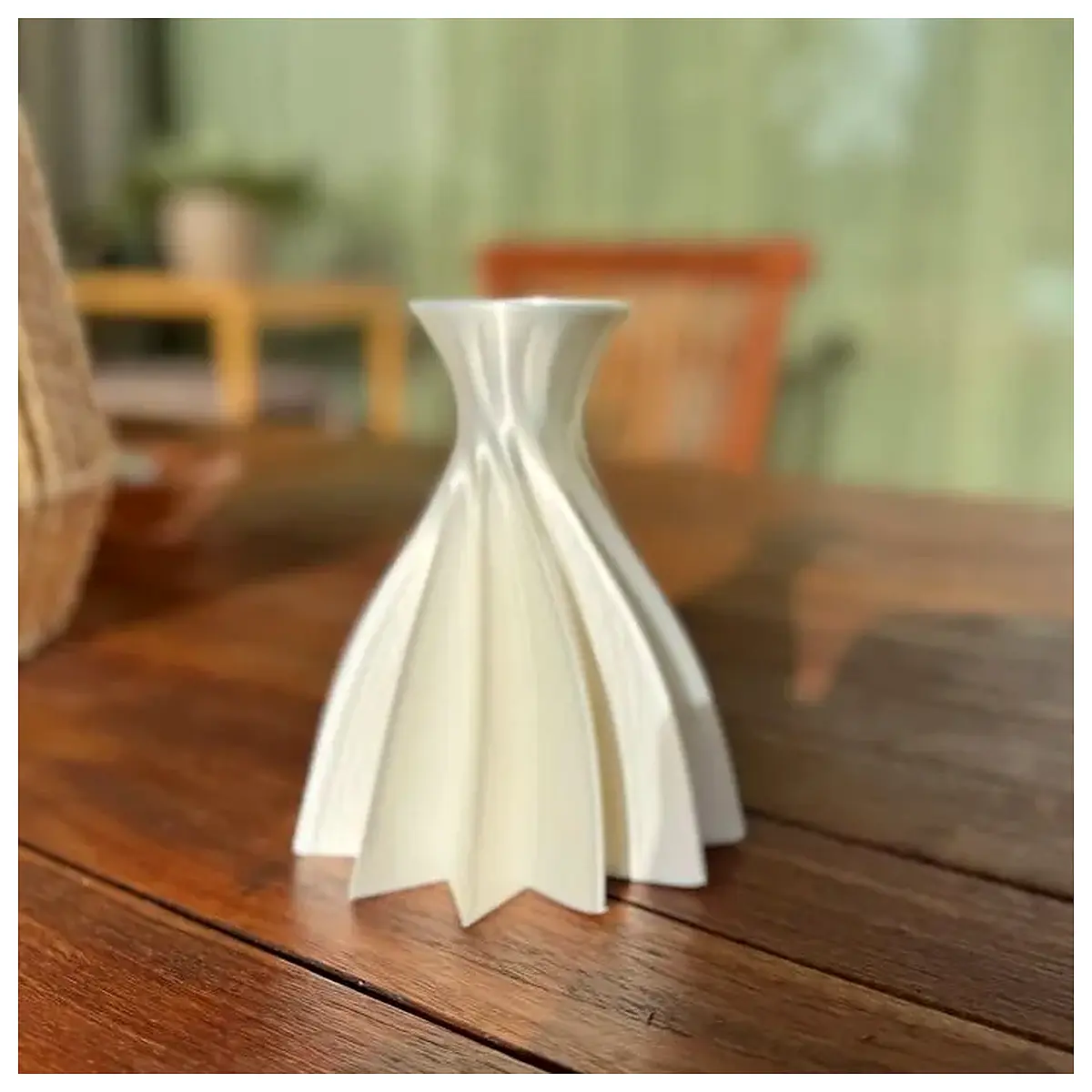 modern twisted glass vase for dried flowers contemporary spiral centerpieces for dining table minimalist abstract home decor accent