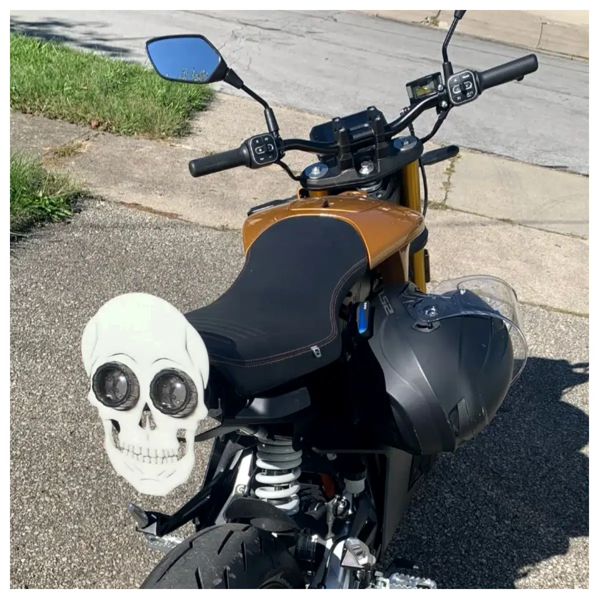Skeleton Tail Decoration Car Rearview Mirror Ornament Skull Tail Accessories Vehicle Decoration Skeleton Head Decoration Auto Parts Tail L