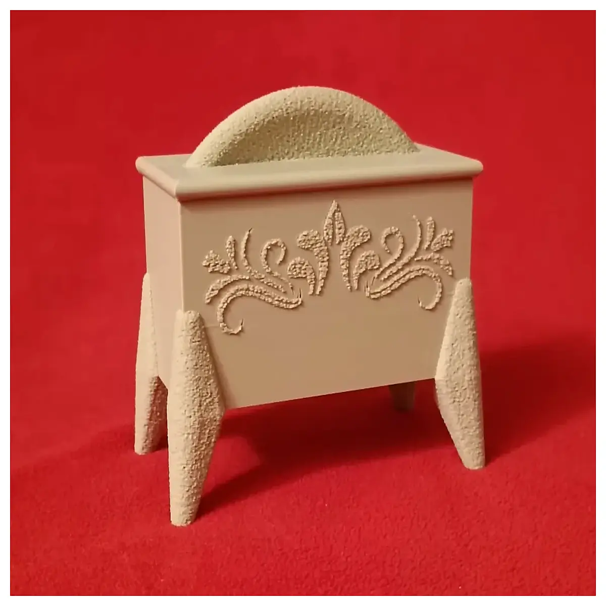 hidden compartment box secret storage safe for valuables jewelry lockable chest