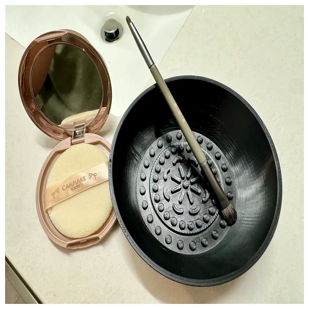 Makeup Brush Cleaning Mat Powder Puff Cleaning Dish Brush Cleaning Supplies Makeup Cleaning Palette Powder Puff Cleaning Tray