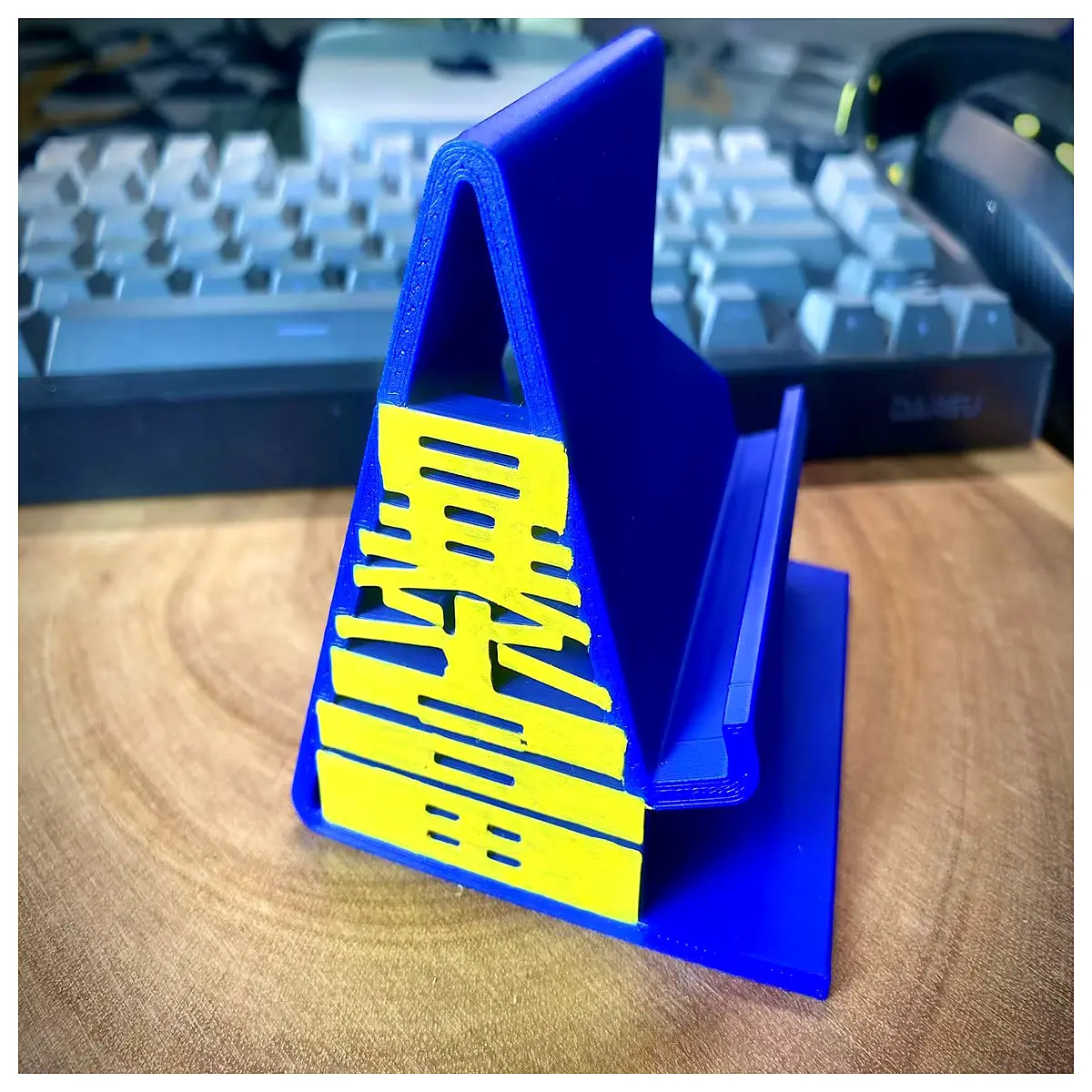 viral wealth phone aesthetic desk organizer for new unboxing video setup trendy viral gadget