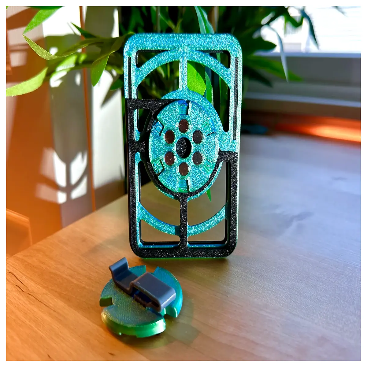 Magnetic Chest Clip Magnetic Chest Mount Holder for Sports Fitness Accessories Running Cycling Phone Holder