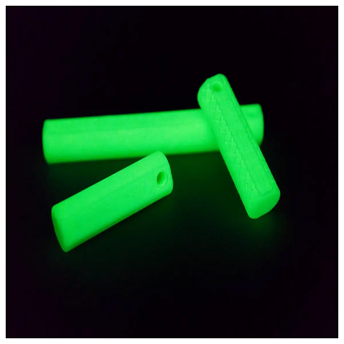 Glow Keychain Night Safety Bright Keychain Emergency Accessory Glowing Decorative Key Chain Illuminate Dark