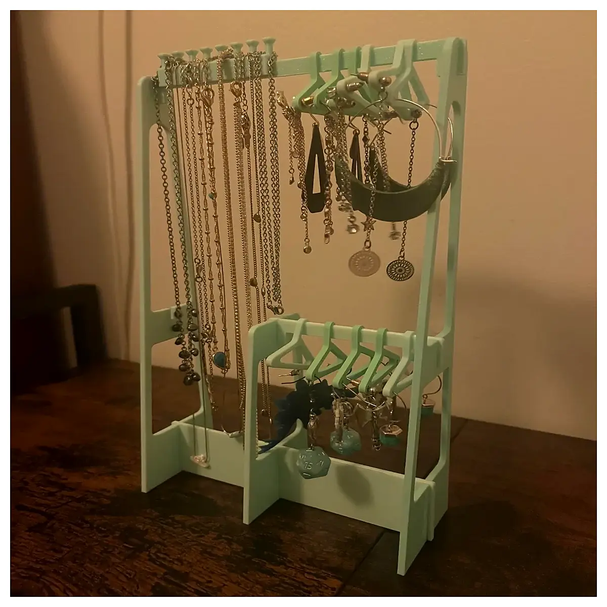 Earring Holder Elegant Jewelry Organizer Stand Desktop Display Hanging Earring Display Storage Solution