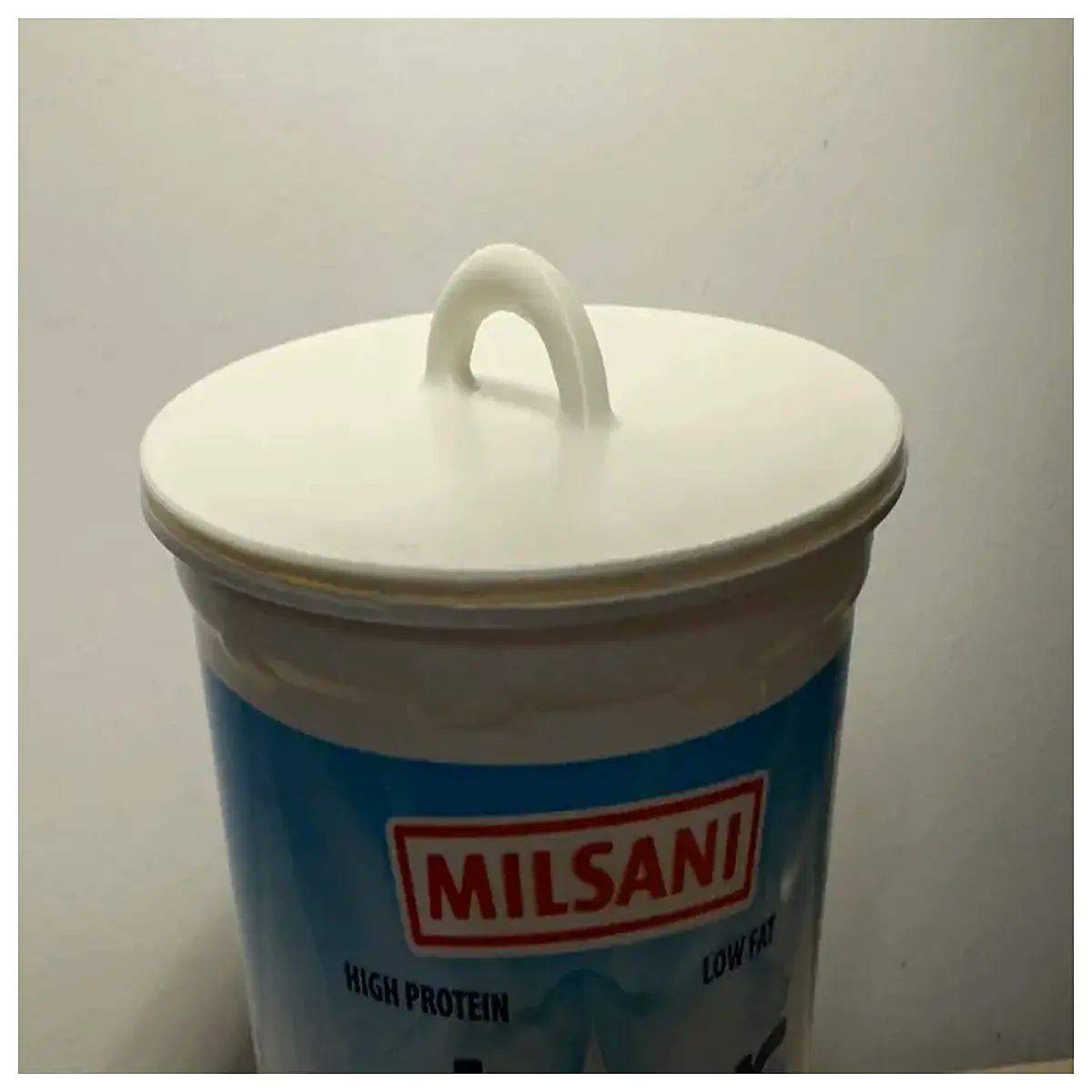 reusable silicone yogurt lids set for mason jars and plastic cups leak proof snap on covers for smoothie bowls