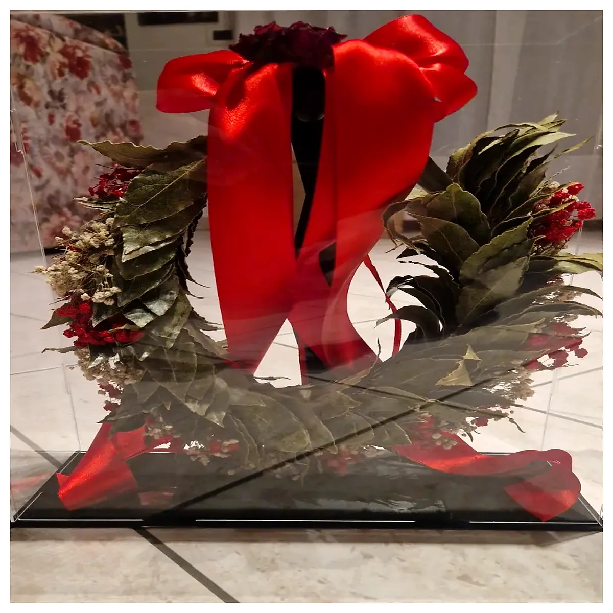 graduation crown holder for cap and gown ceremony decoration props