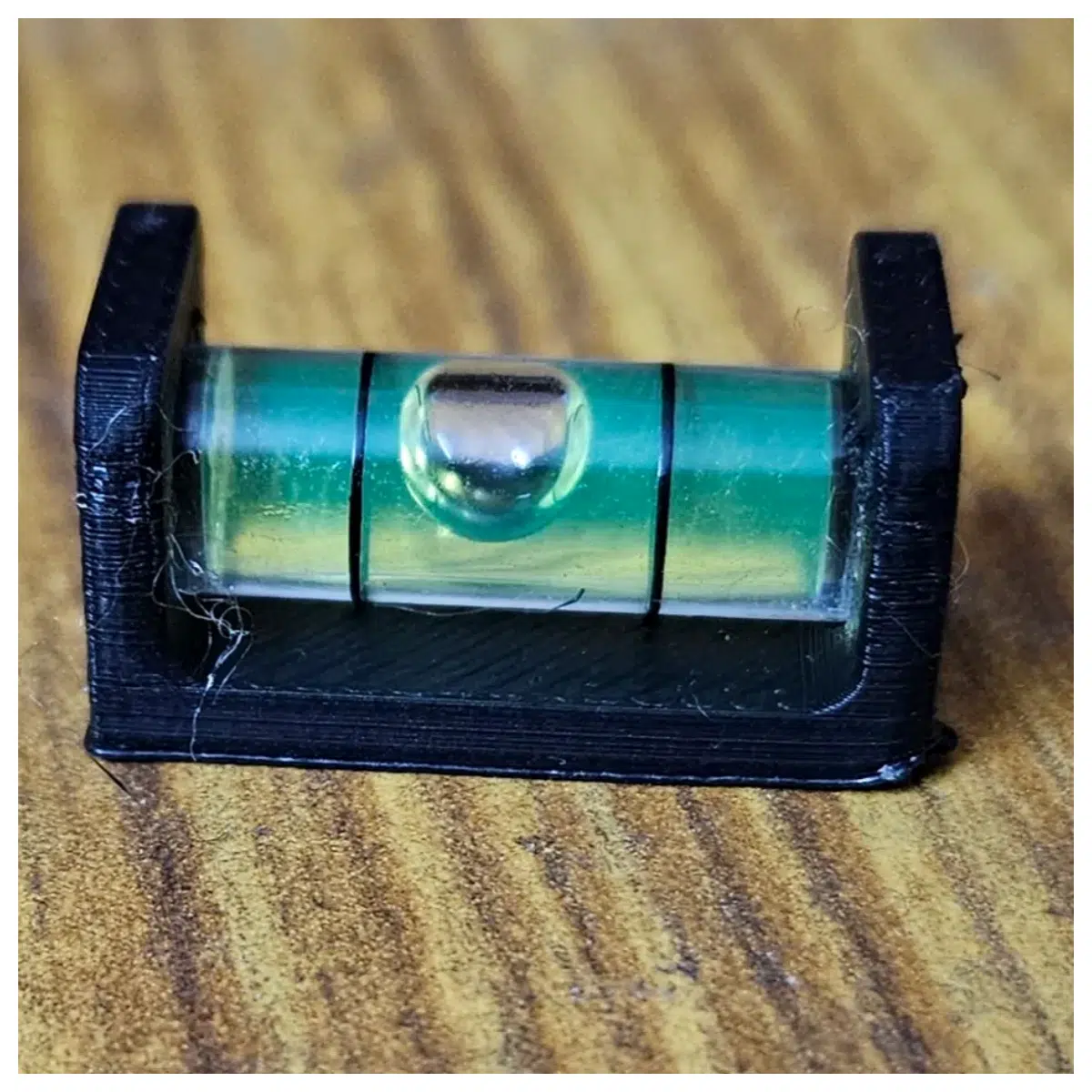 magnetic level holder mount for laser level tool storage bracket