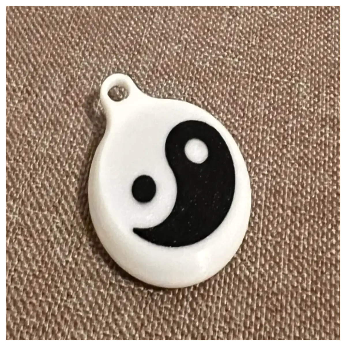 Air Tag Yin Yang Tracker Replacement Finder Keychain Accessory Lost Item Locator Bluetooth Tracker Parts