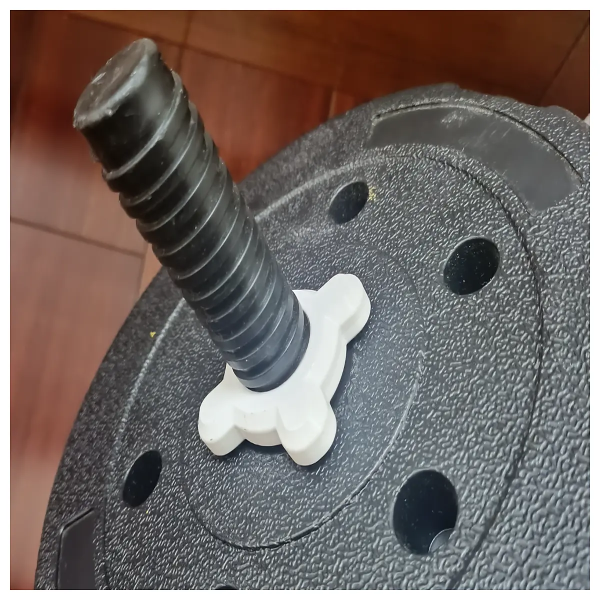 Eco Friendly Dumbbell Nut Fitness Accessory Gym Equipment Dumbbell Nut Fitness Locking Piece Sports Supplies