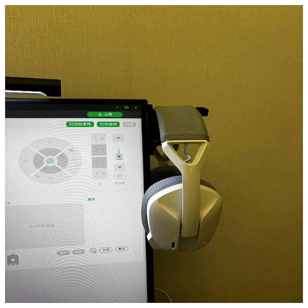 Smartphone Headphone Holder Phone Stand Mobile Phone Earphone Support Bracket Desktop Phone Stand Lazy Phone Holder Accessory