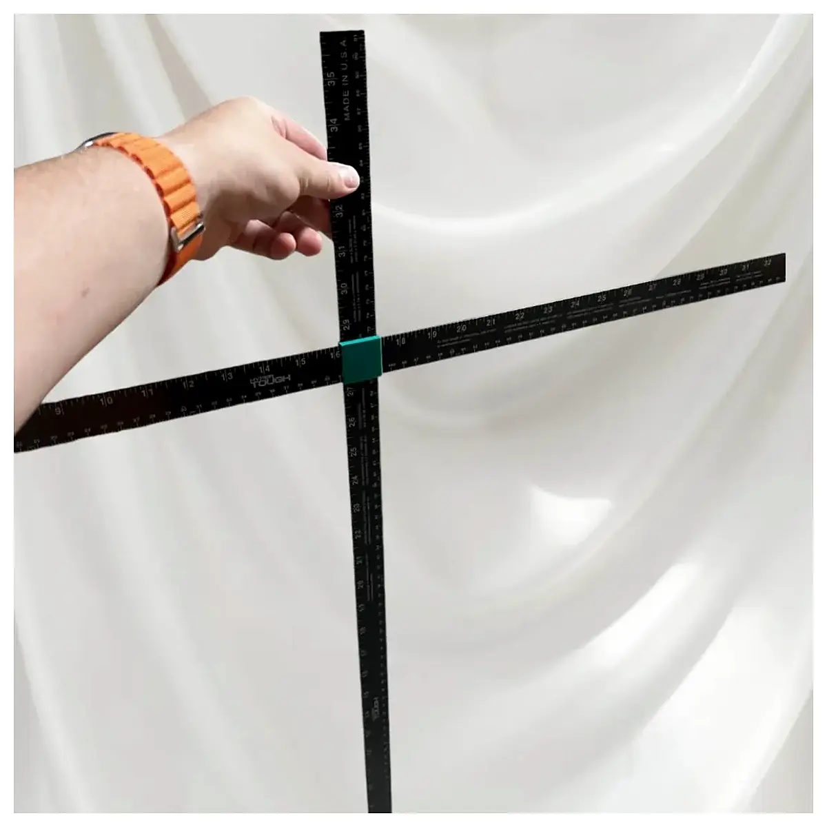 Clothing Measuring Tape Holder Garment Rack Support Closet Hook Tape Measure Organizer Textile Accessories Storage Solutions