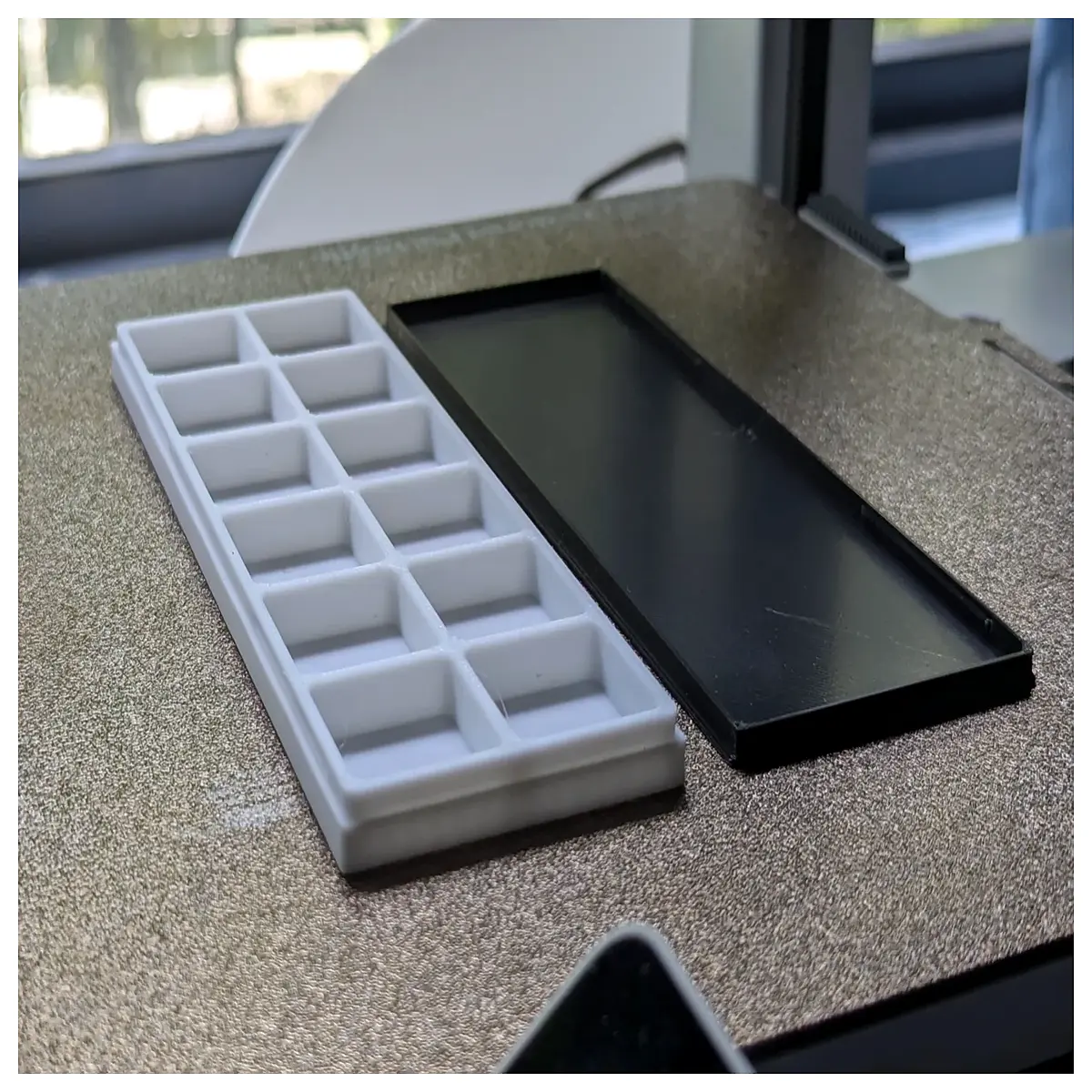 Ultra Thin Storage Box with Lid Organizing Storage Box Mini Storage Container Transparent Storage Box Home Organization Supplies