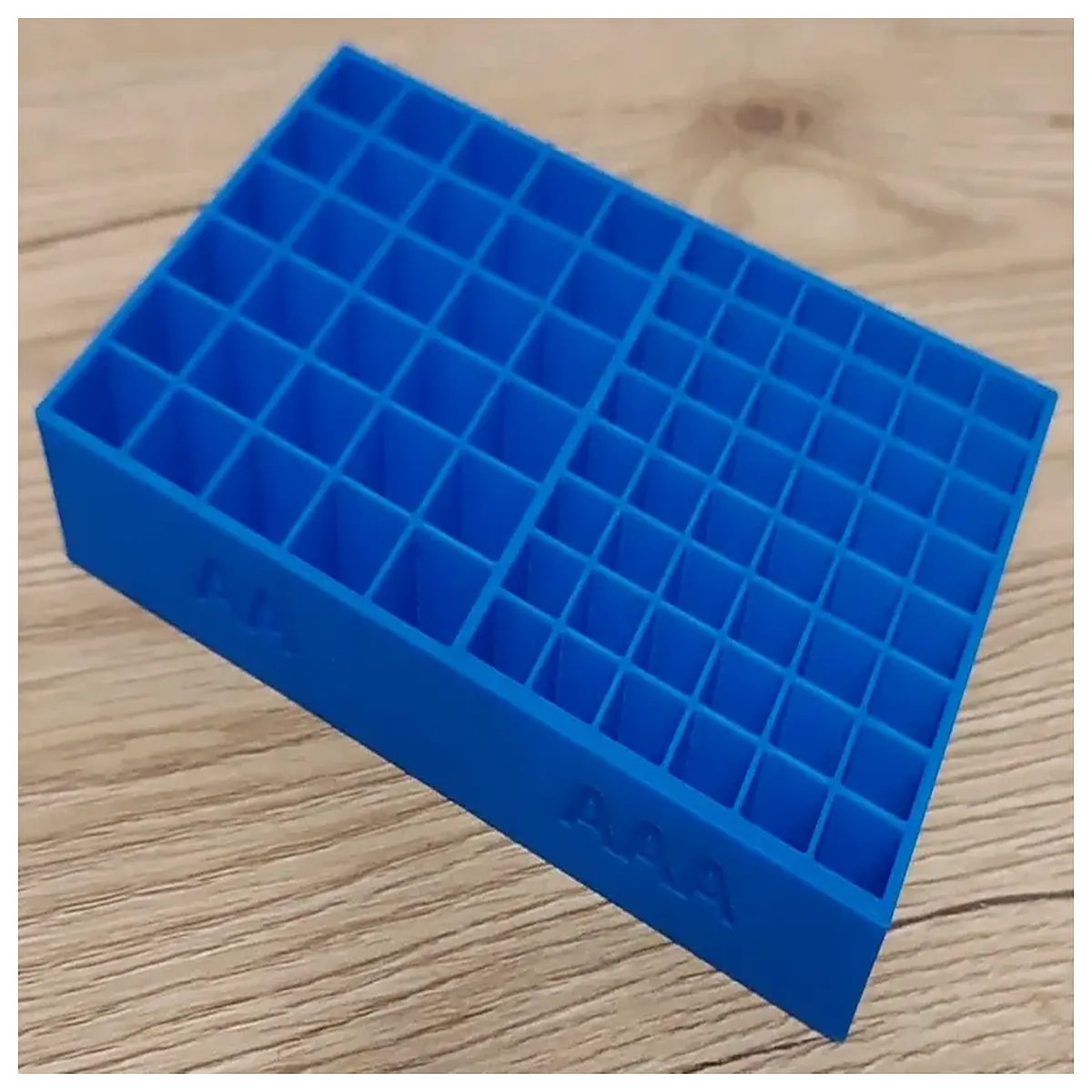 Battery Box Organizer AA AAA Battery Sorter Organizer Automatic Sorting Tool Easy Battery Box Cleaning Time Saver