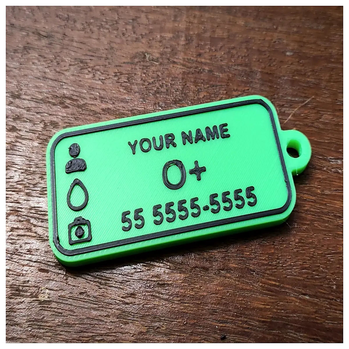 Emergency Tag Keychain Safety Alert Label Car Emergency Distress Signal Keyring Accessory