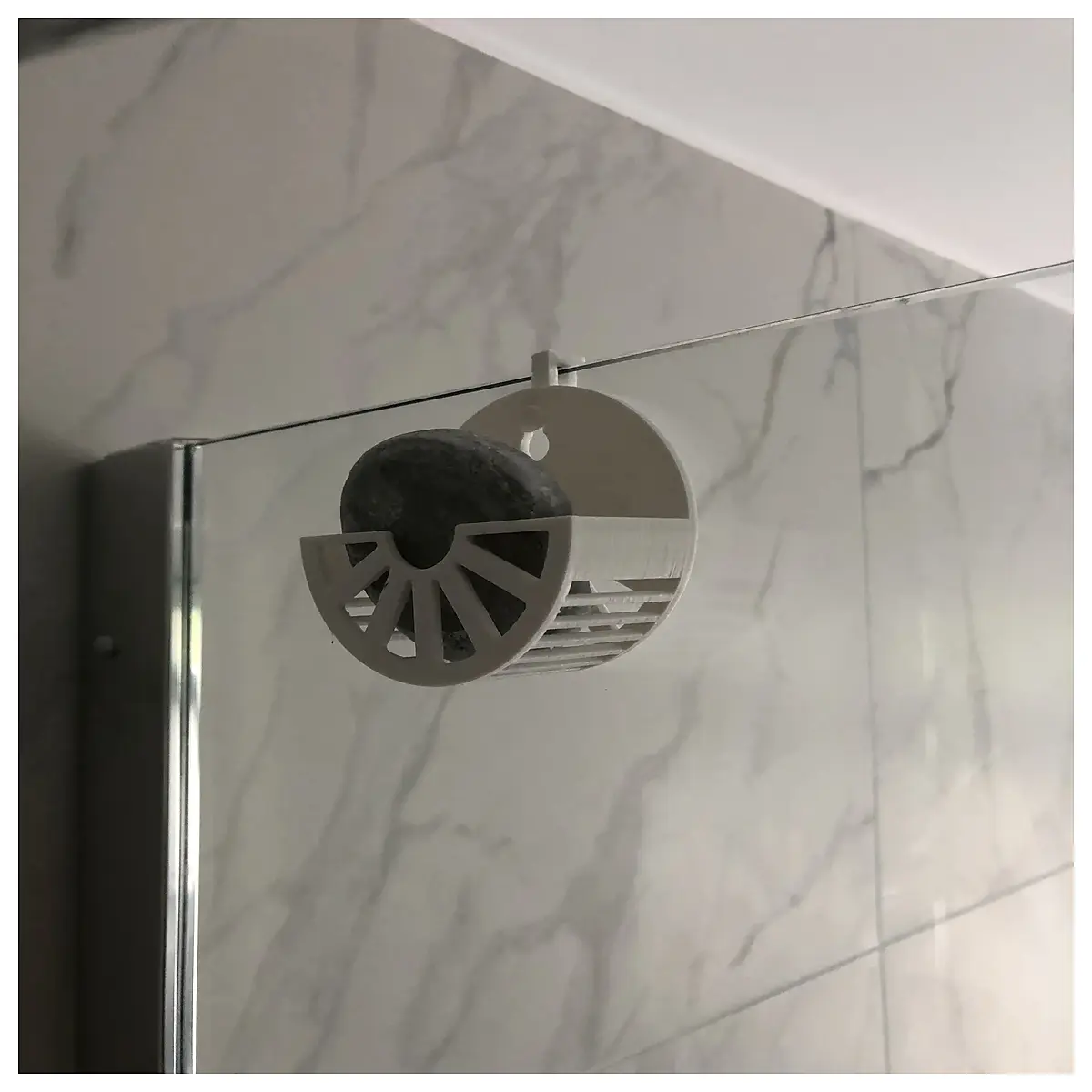 Round Shampoo Bottle Holder Bathroom Shelf Kitchen Organizer Wall Mounted Multi Compartment Design Space Saving