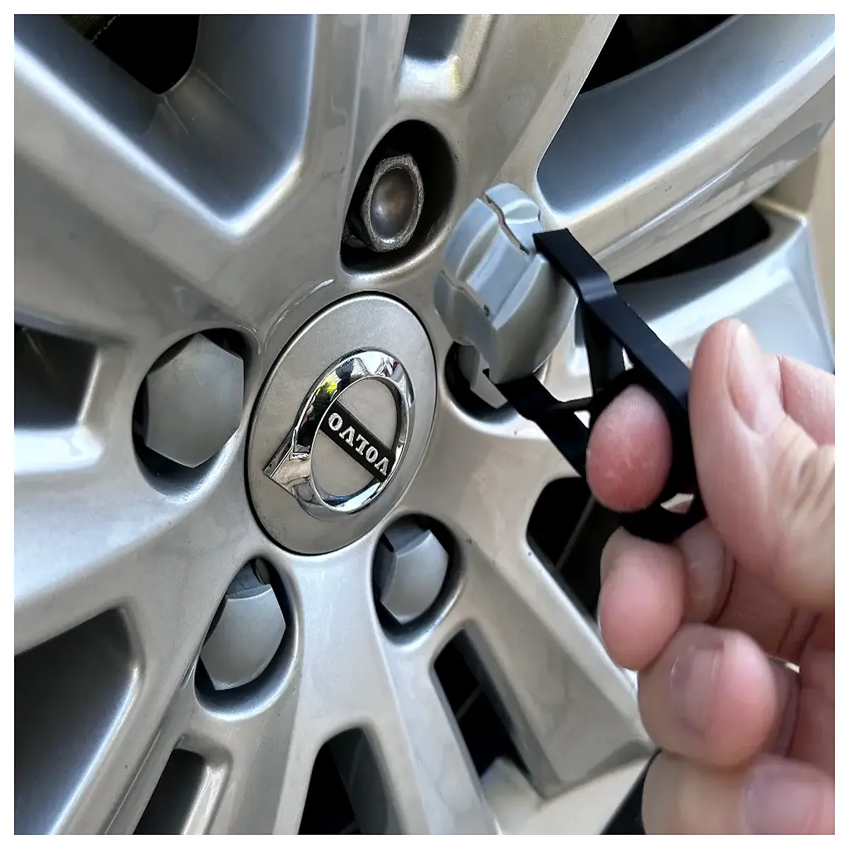Wheel Bolt Nut Cover Removal Tool Conformable Wrench Disassembly Parts Automotive Repair Tool Hub Bolt Removal
