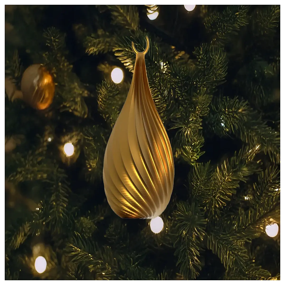 Distorted Droplet Christmas Ornament Creative Festive Decoration Christmas Tree Accent Xmas Gift Droplet Shaped Ornament
