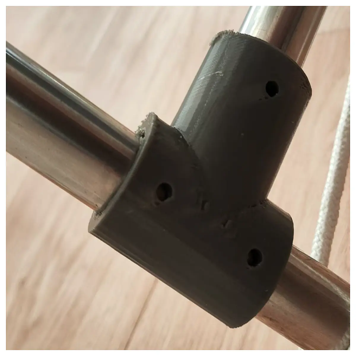 Clothes Rail Pipe Support T Shape Pipe Bracket Pipe Fitting Wall Mounting Load Bearing Support