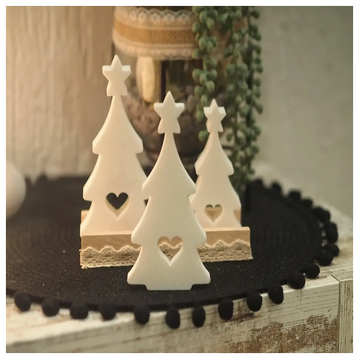 Christmas Tree Ornament Festive Decoration Christmas Gift New Year Display Tree Accessories
