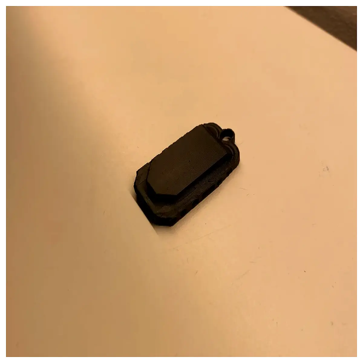 Emergency Whistle Loud Signaling Device Outdoor Survival Gear Whistle Emergency Alert