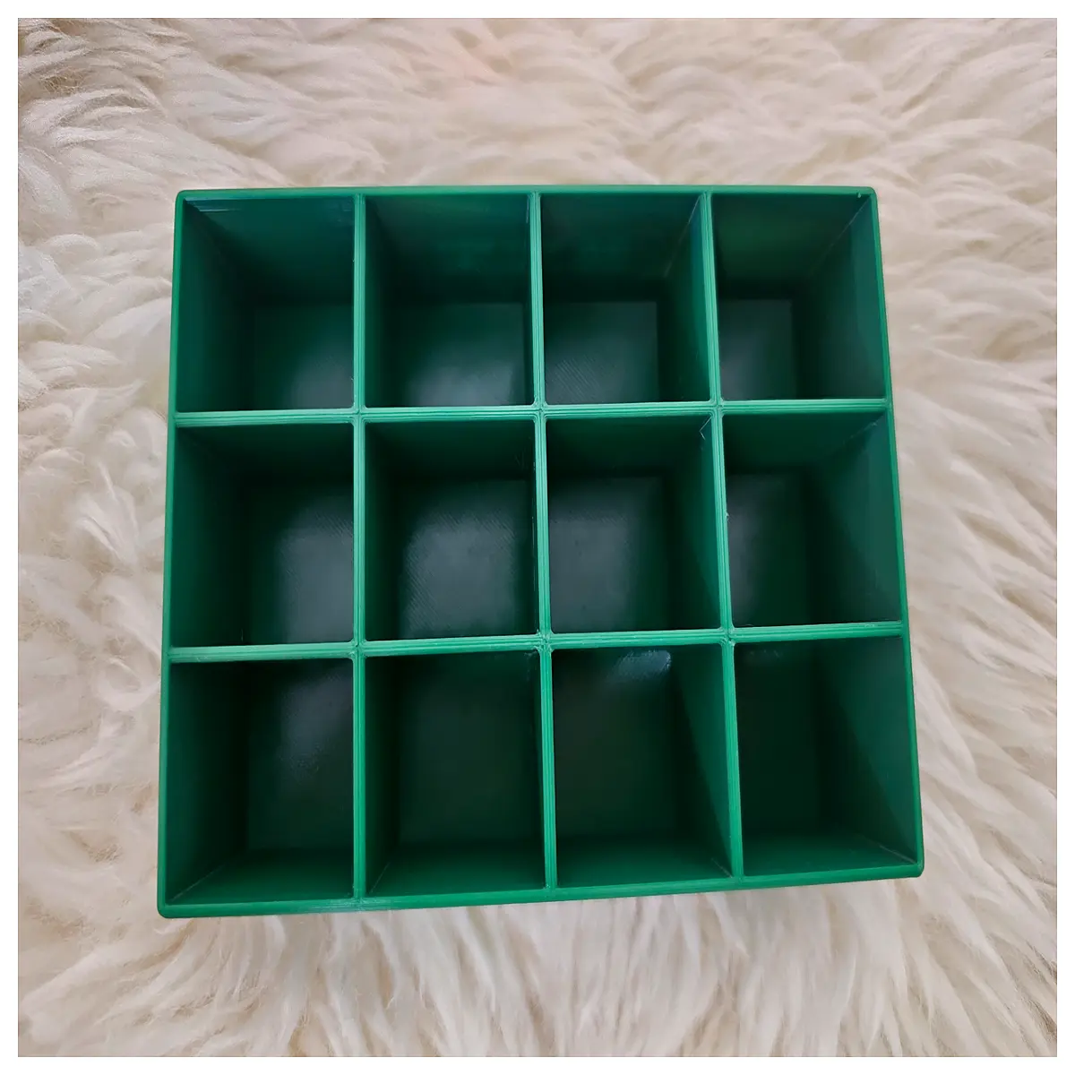 Lipstick Organizer Stand Cosmetic Display Case Makeup Storage Box Multi Compartment Organizer Ideal for Desk Storage