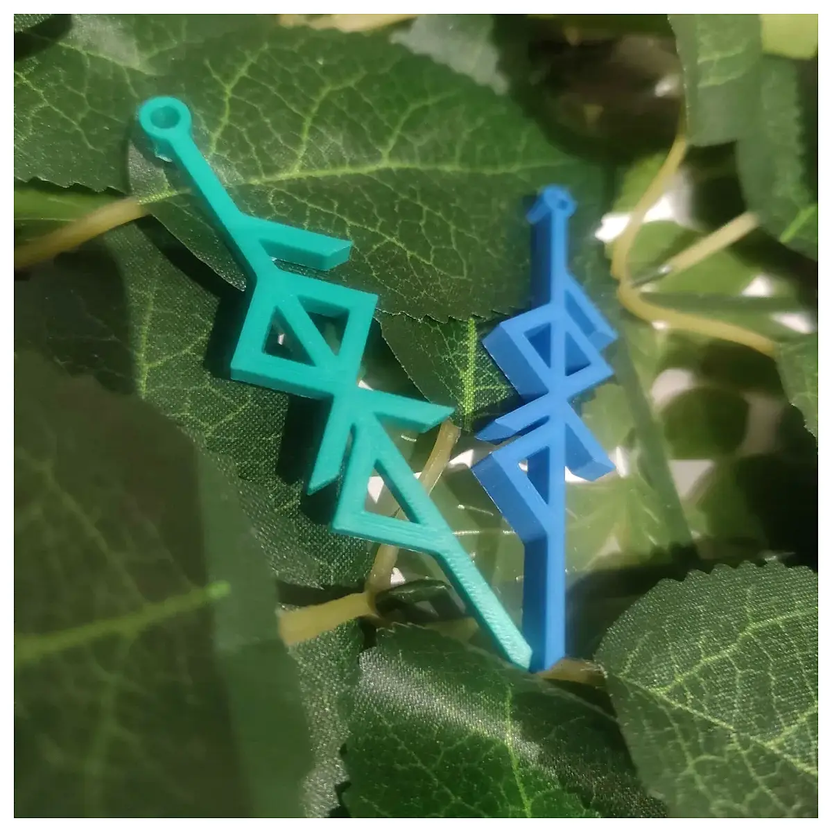 Loki Binding Rune Keychain 02 04 Norse Mythology Rune Decoration Loki Theme Collectible Rune Enthusiast Gift