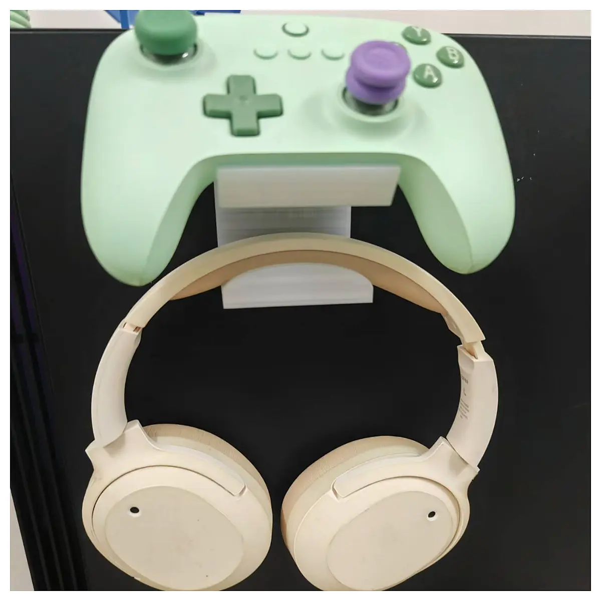 Headphone Controller Computer Wall Mount Holder Desktop Organizer Phone Stand Mobile Gaming Accessories Phone Bracket