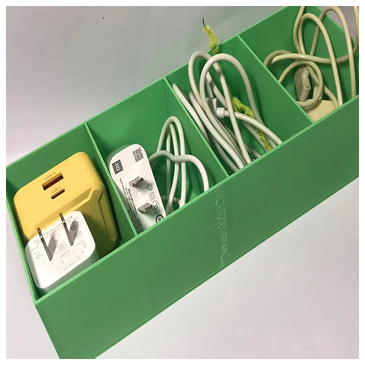 Mobile Cable Organizer Box Phone Accessory Storage Case Cord Management Box Mobile Phone Cable Organizer Charging Cable Holder Phone Accessory Box