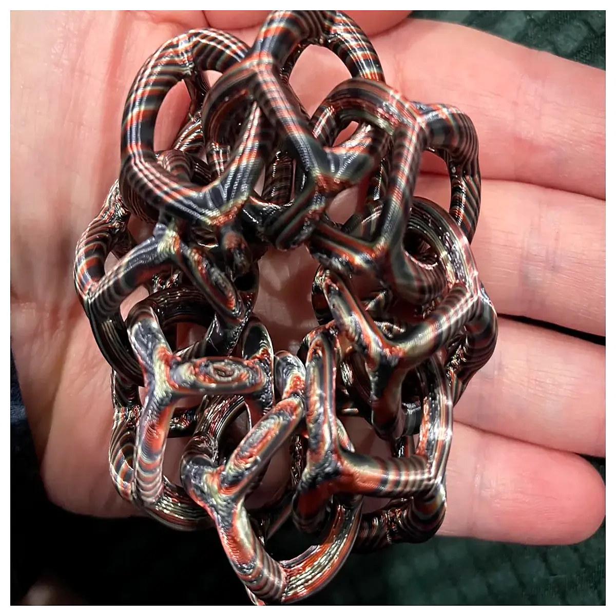 interlocking rounded cube puzzle rings fidget toy stress relief adult kids