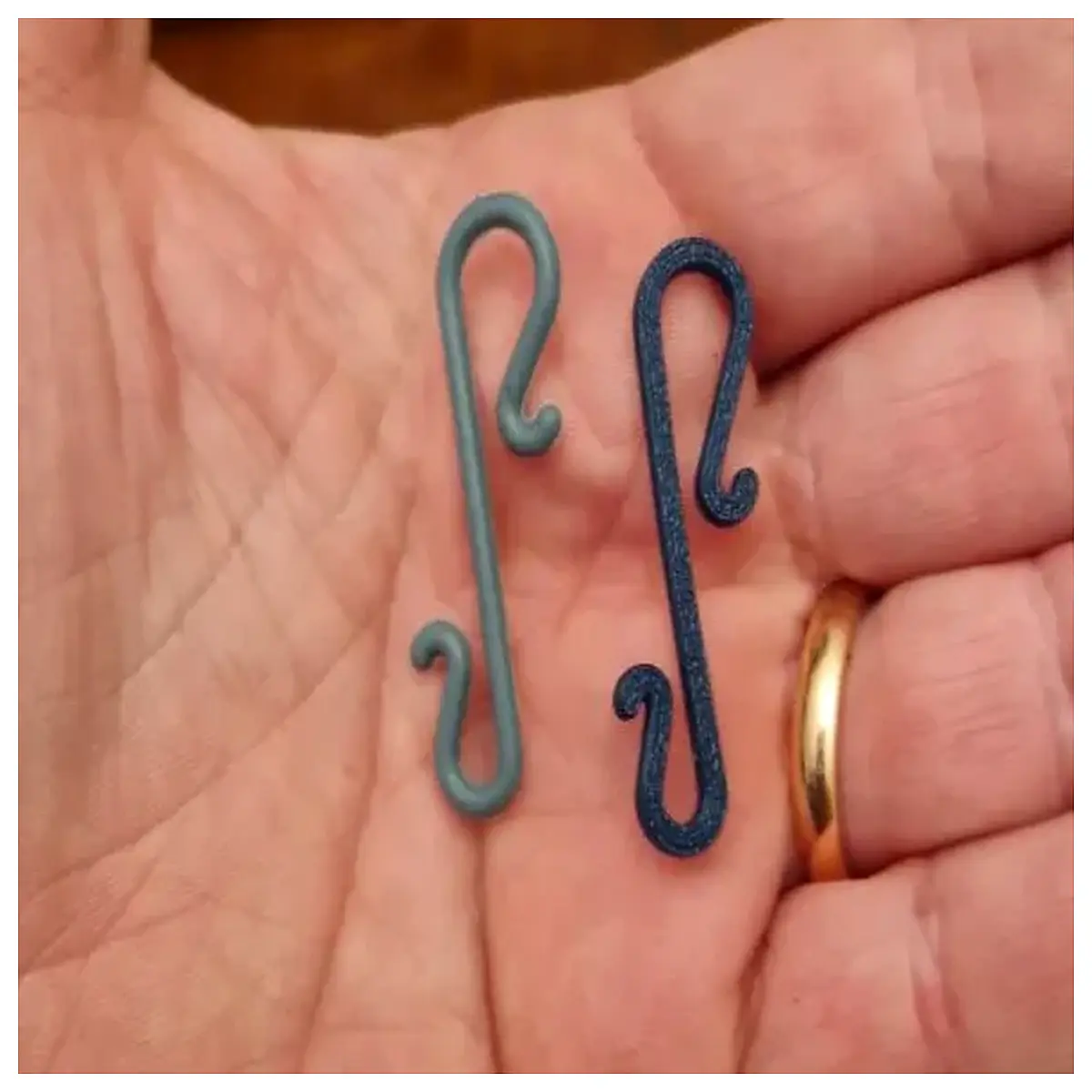 Christmas Ornament Hooks Branch Clips Xmas Decoration Accessories Christmas Ornament Hangers Tree Branch Holders